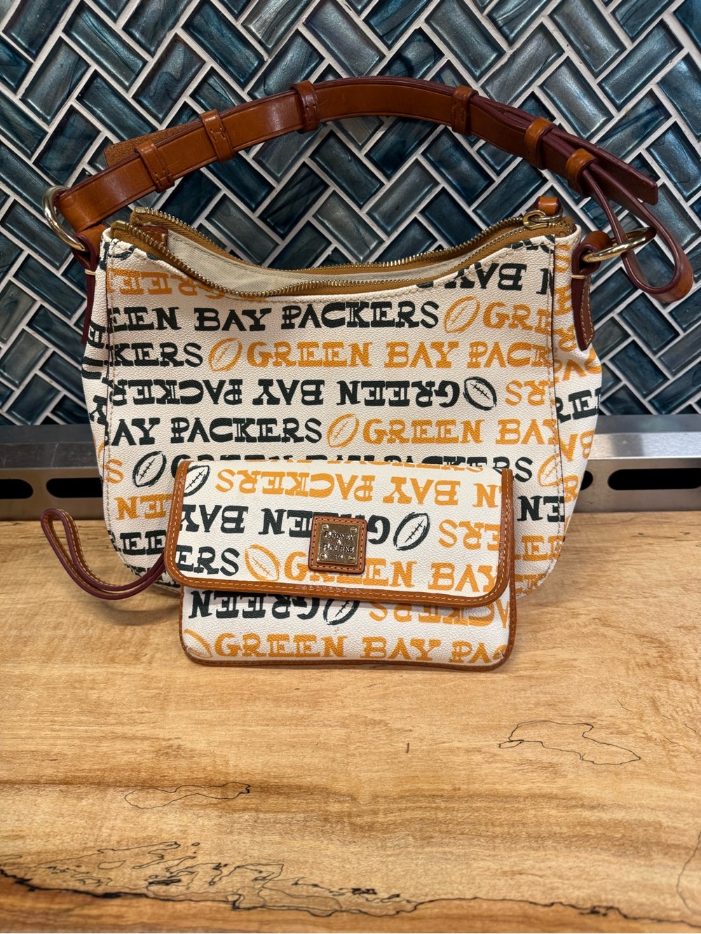 Green Bay Packers Logo Shoulder Bag with Brown Trim